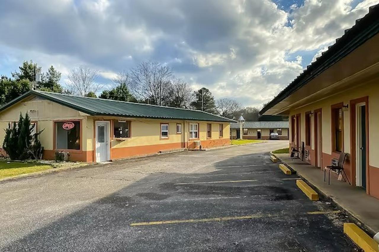 Hotel O Tallassee Hwy 14 Exteriör bild